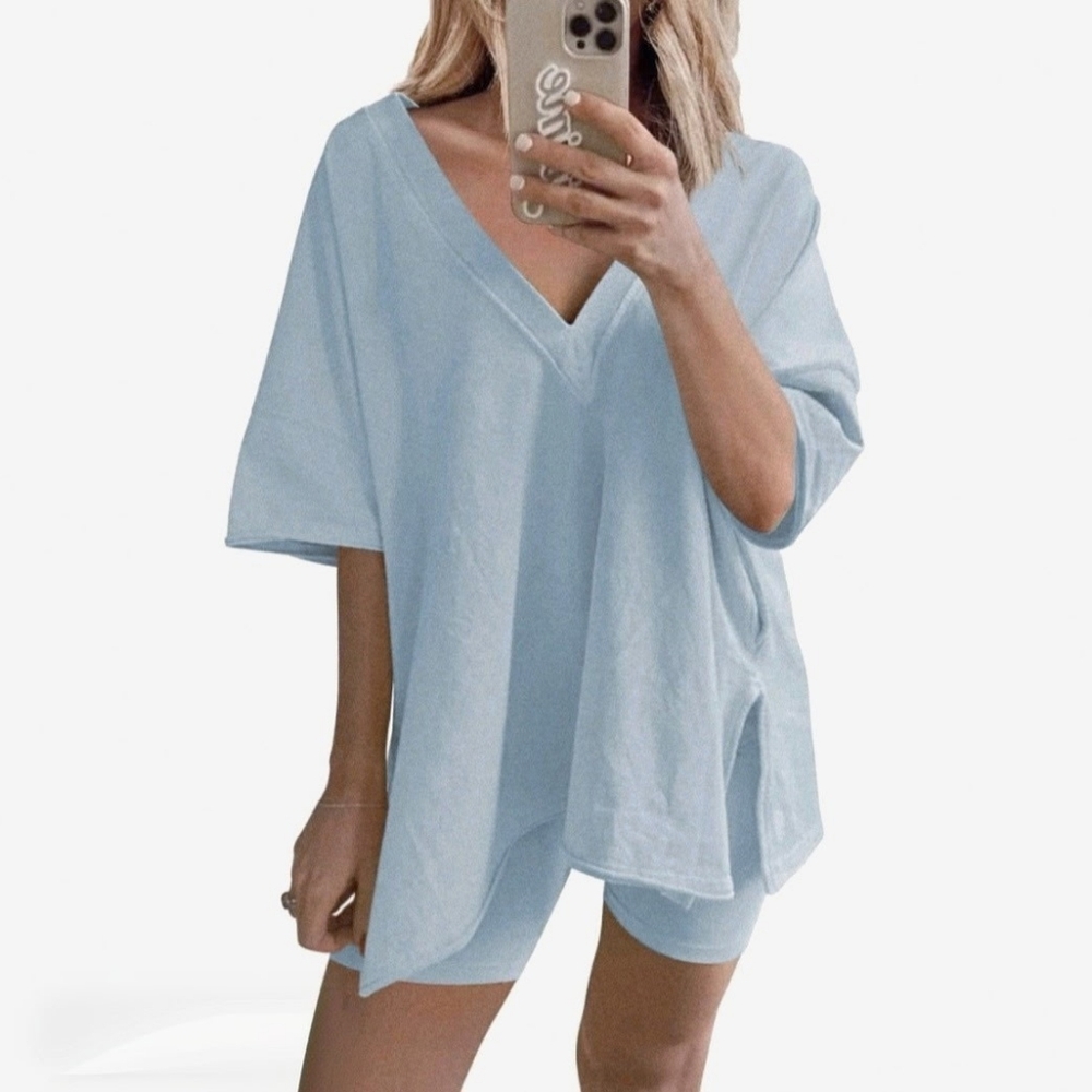 Two-Piece Outfit For Women: Oversized Cotton Light Blue V-Neck T-Shirt & Shorts